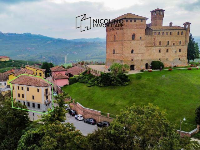 Appartamento in vendita di 280 m² in Via IV Novembre, 4