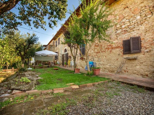 Appartamento in vendita di 280 m² in Via Martiri della Libertà