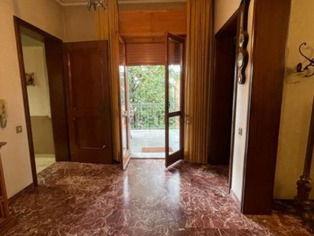 Appartamento in vendita di 280 m² in Via Martiri della Libertà, 7