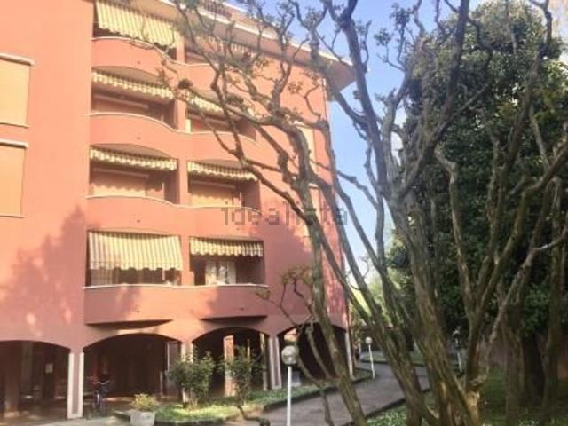 Appartamento in vendita di 280 m² in Via Sant&apos Albino, 69