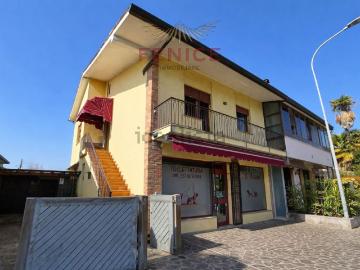 Appartamento in vendita di 280 m² in Via Piave