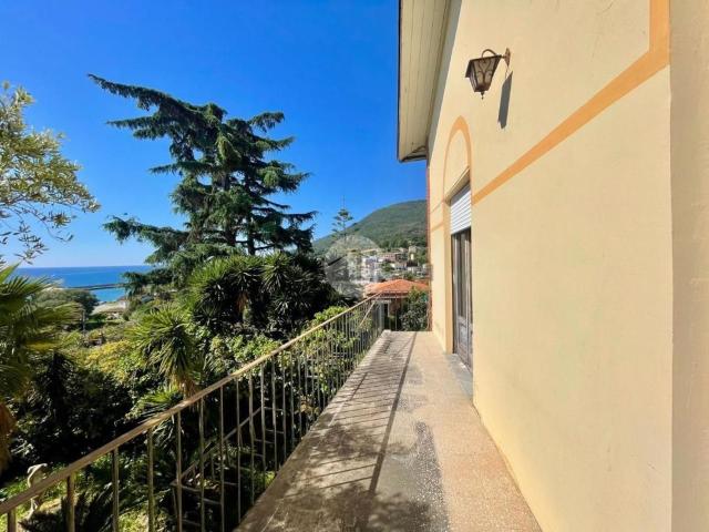 Appartamento in vendita di 280 m² in Via Rione Nuovo