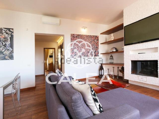 Appartamento in vendita di 281 m² in Via Girolamo Benivieni, 1