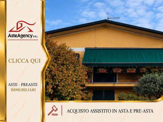 Appartamento in vendita di 281 m² in Via E. Fermi, 13