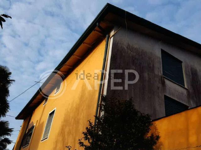 Appartamento in vendita di 281 m² in Via E. Fermi, 13