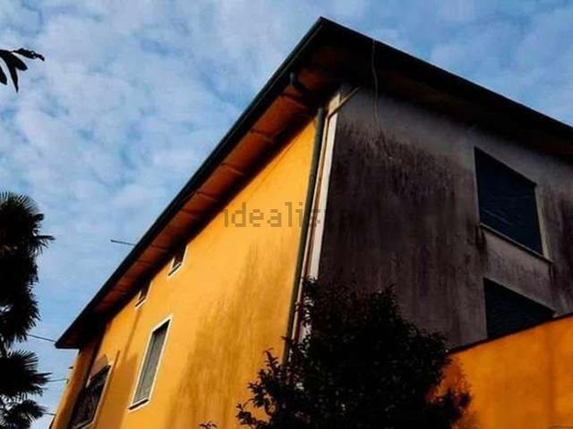 Appartamento in vendita di 281 m² in Via Enrico Fermi