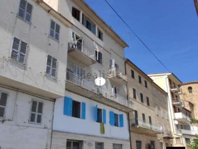 Appartamento in vendita di 282 m² in Via Castelfidardo, 69
