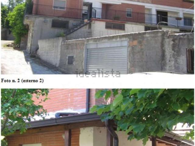 Appartamento in vendita di 284 m² in Via Baragiano
