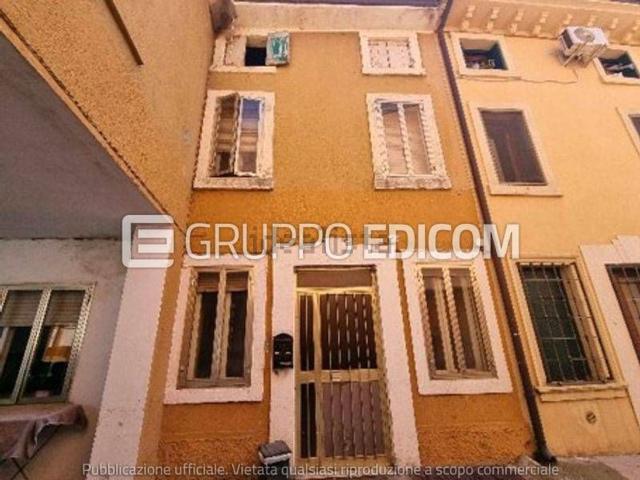 Appartamento in vendita di 284 m² in Via Giuseppe Mazzini