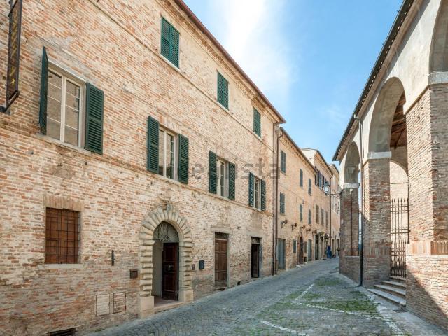 Appartamento in vendita di 285 m² in Via Garibaldi, 8