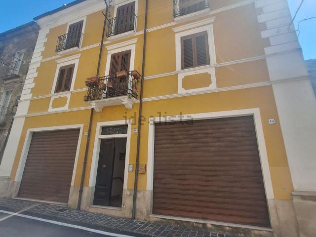 Appartamento in vendita di 286 m² in Via Nazionale, 46