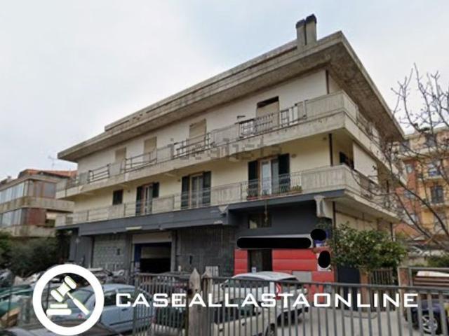 Appartamento in vendita di 287 m² in Via Romolo Murri