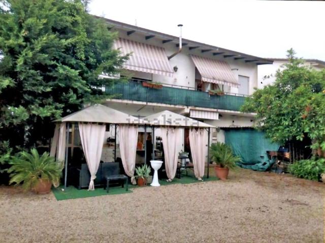 Appartamento in vendita di 288 m² in Via la Marmora