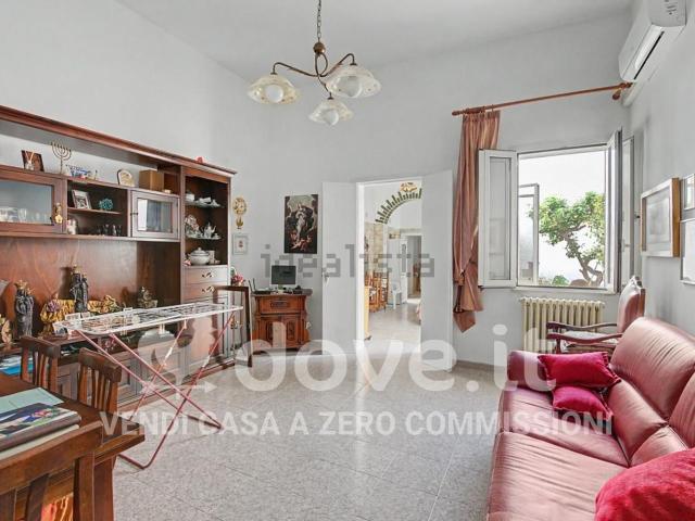 Appartamento in vendita di 288 m² in Via Leonardo da Vinci, 93