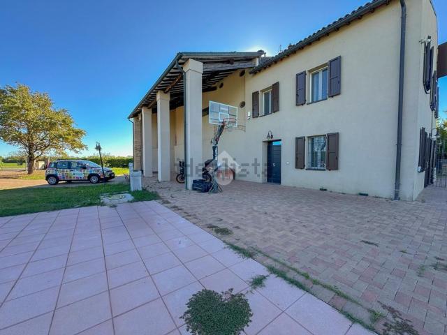Appartamento in vendita di 288 m² in Via Paradigna, 100