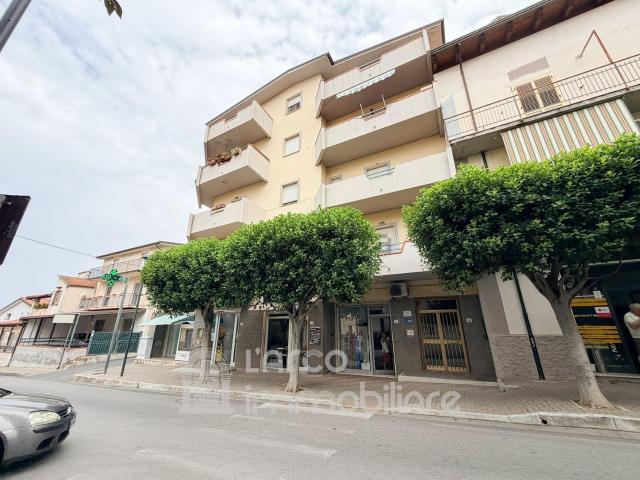 Appartamento in vendita di 288 m² in Via Verbicaro, 19
