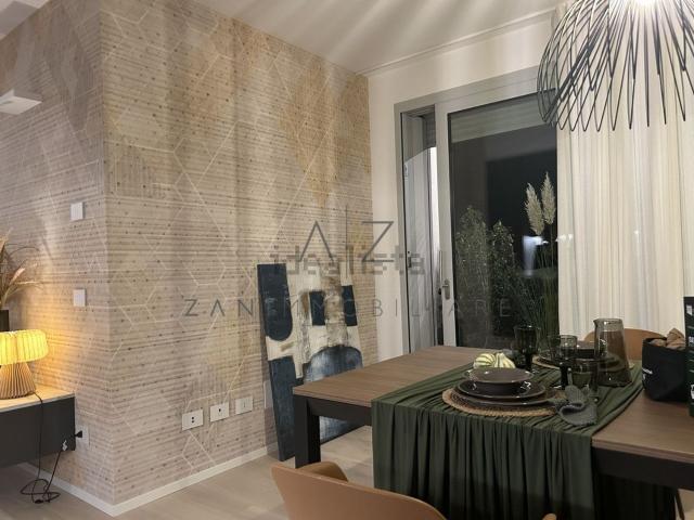 Appartamento in vendita di 290 m² in Via Cazzaro