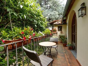 Appartamento in vendita di 290 m² in Via dell&apos Arancio