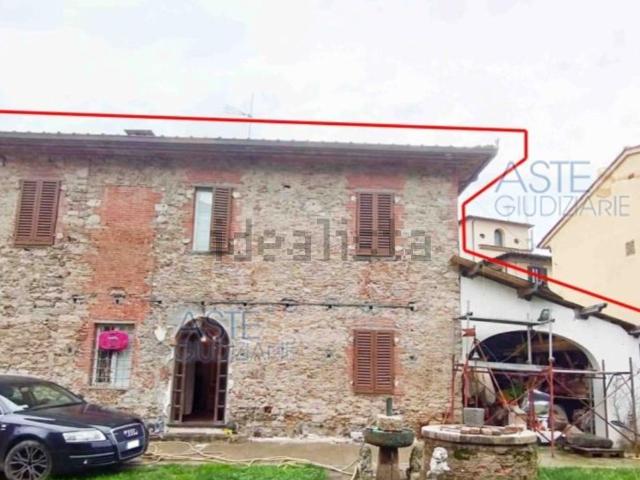Appartamento in vendita di 292 m² in Via Giacomo Matteotti