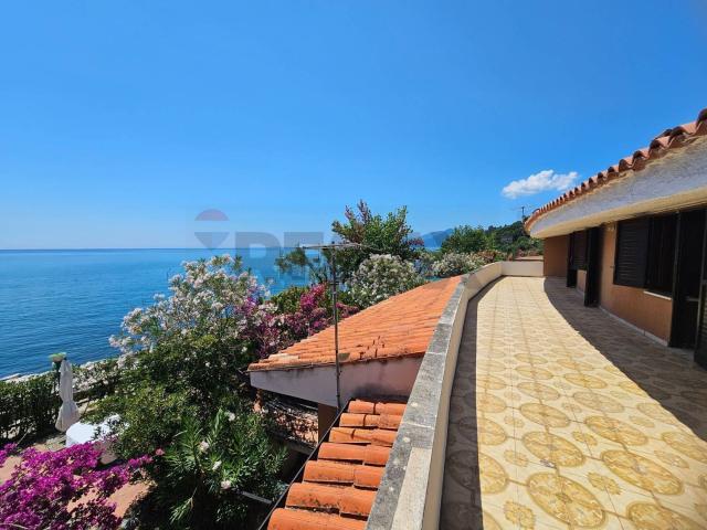 Appartamento in vendita di 293 m²
