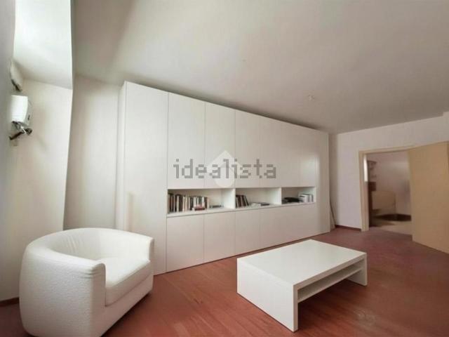 Appartamento in vendita di 294 m² in Via Carmiano, 82
