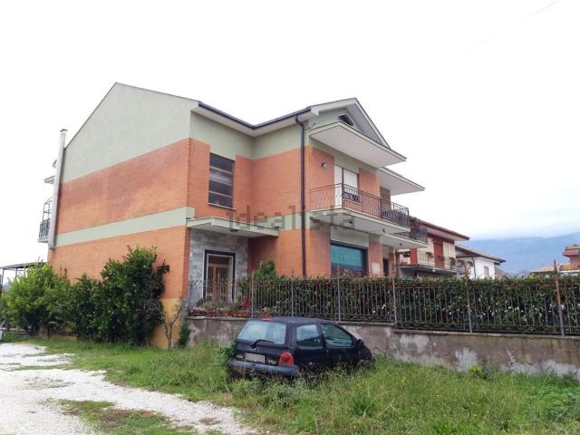 Appartamento in vendita di 294 m² in Via Pagnanelli