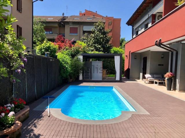 Appartamento in vendita di 295 m² in Via della Birona