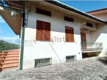 Appartamento in vendita di 296 m² in Via Serra, 61