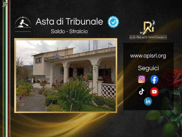 Appartamento in vendita di 296 m² in Contrada Fischia