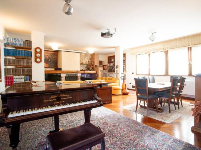 Appartamento in vendita di 298 m²