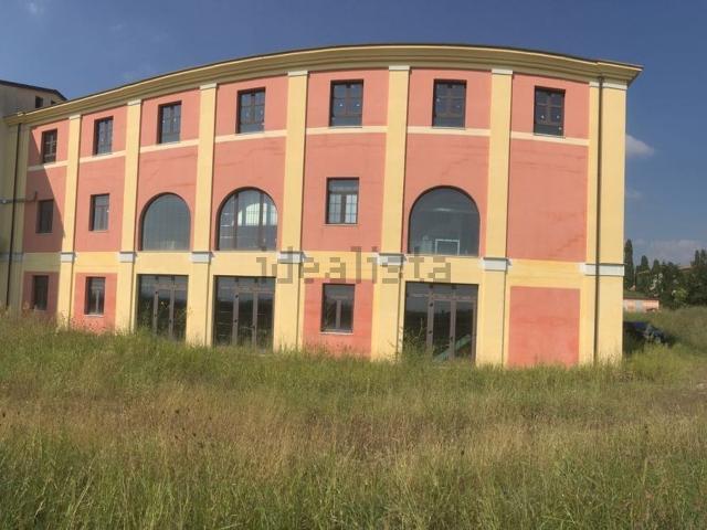 Appartamento in vendita di 298 m² in Viale del Brennero