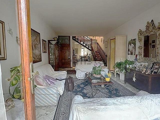 Appartamento in vendita di 300 m²