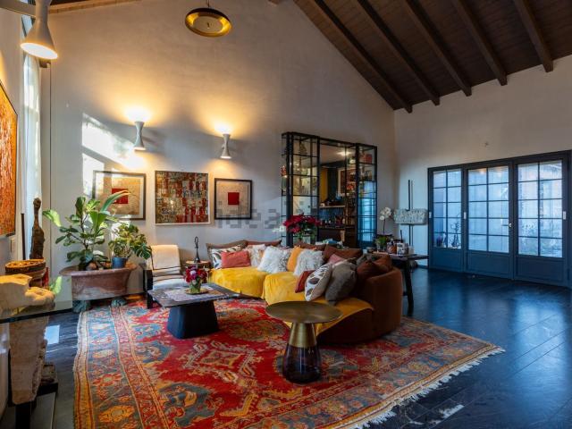Appartamento in vendita di 300 m²