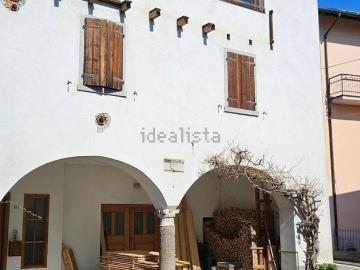 Appartamento in vendita di 300 m² in Via 4 Novembre