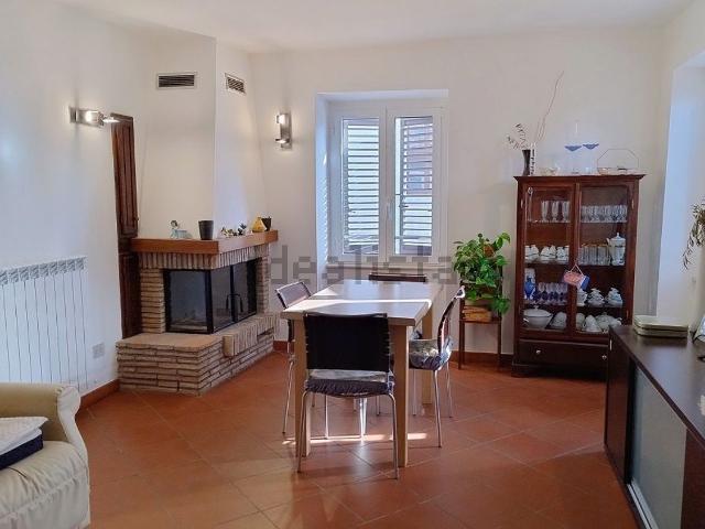 Appartamento in vendita di 300 m² in Via Cavour