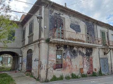 Appartamento in vendita di 300 m² in Via Anfiteatro, 32