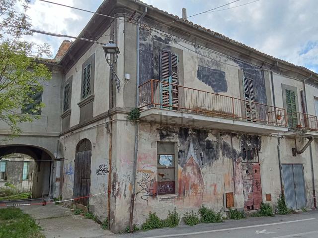 Appartamento in vendita di 300 m² in Via Anfiteatro, 32