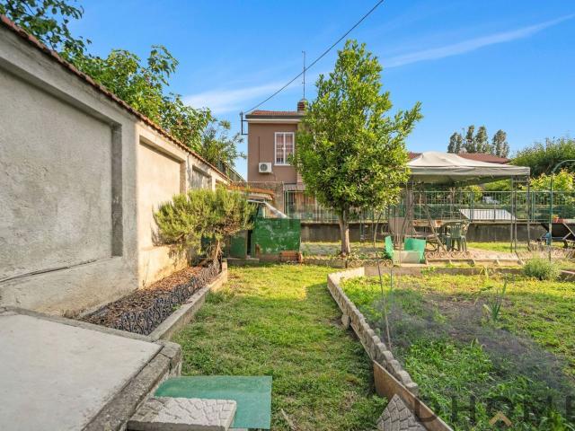 Appartamento in vendita di 300 m² in Via Alessandro Manzoni, 18