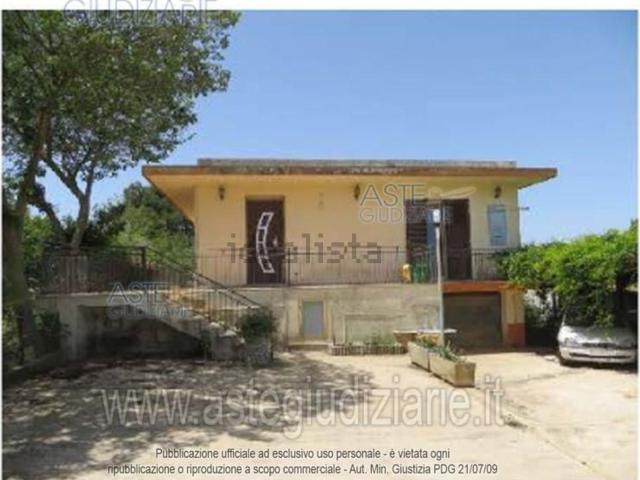 Appartamento in vendita di 300 m² in Via G. Clemente