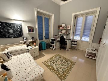 Appartamento in vendita di 300 m² in Via Laudisio, 4