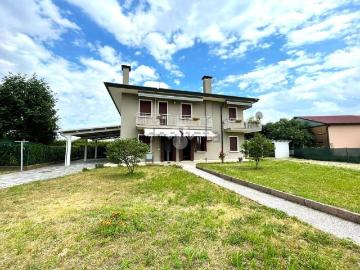 Appartamento in vendita di 300 m² in Via San Floriano, 1