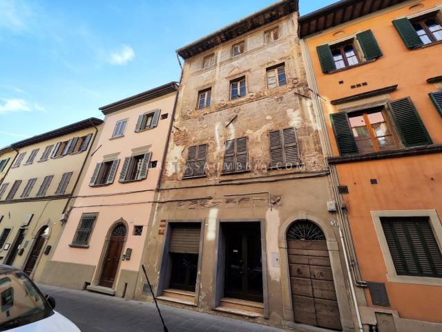Appartamento in vendita di 300 m² in Via san florido, 51