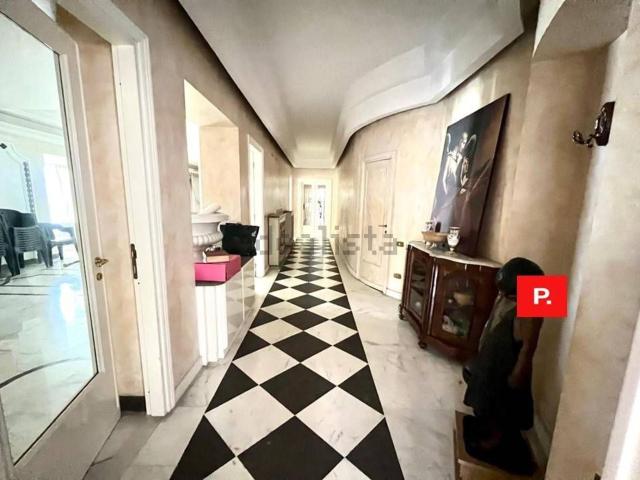 Appartamento in vendita di 300 m² in Via Palmiro Togliatti