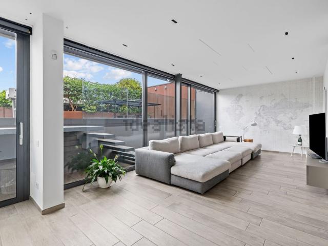 Appartamento in vendita di 300 m² in Viale Trento