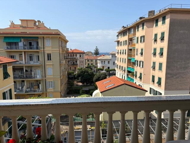 Appartamento in vendita di 300 m² in Viale Francesco Tappani