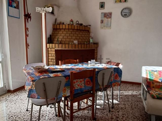 Appartamento in vendita di 300 m² in Contrada Selva