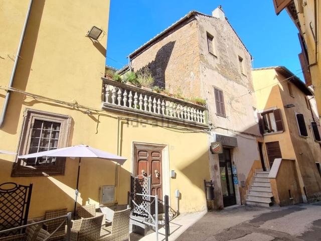 Appartamento in vendita di 300 m² in Corso Duca Luigi, 2