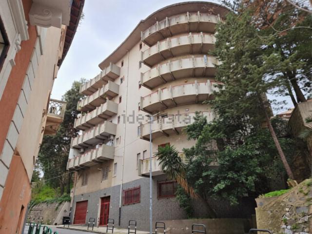 Appartamento in vendita di 301 m² in Via Dina e Clarenza, 2