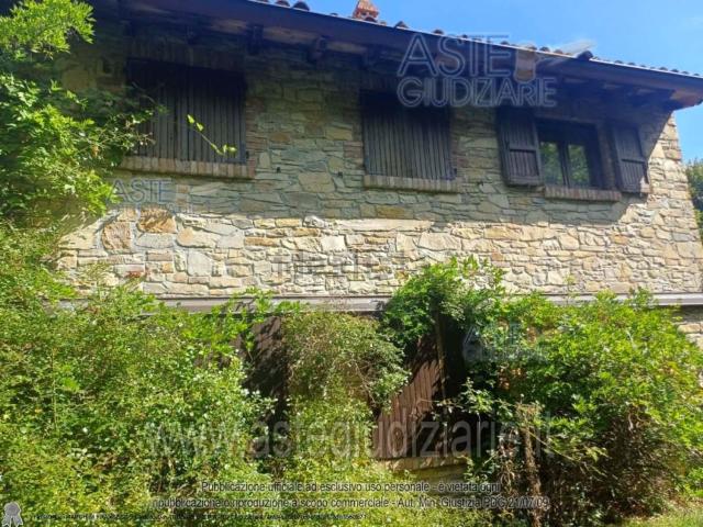 Appartamento in vendita di 303 m²