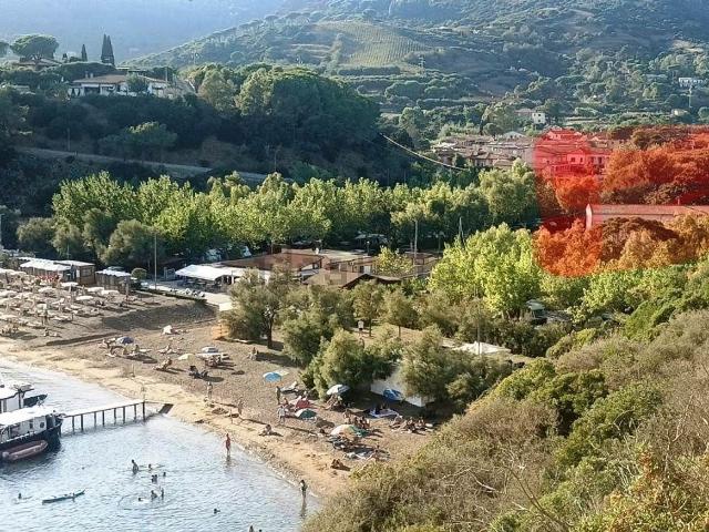 Appartamento in vendita di 303 m² in Via Barbarossa